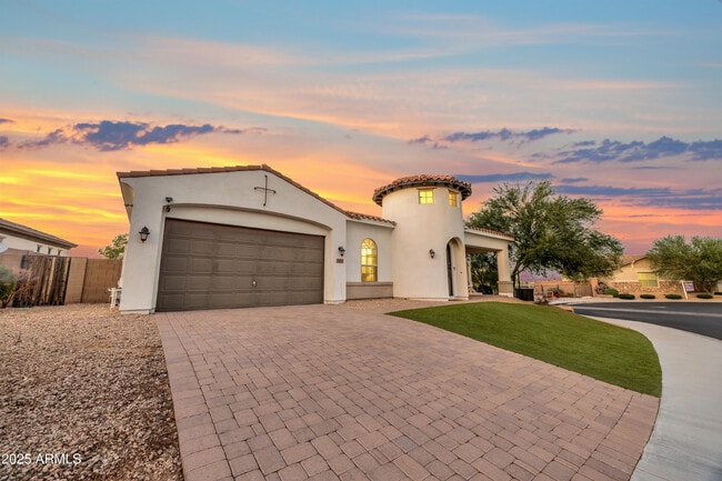 Building Photo - 4254 E Valencia Dr