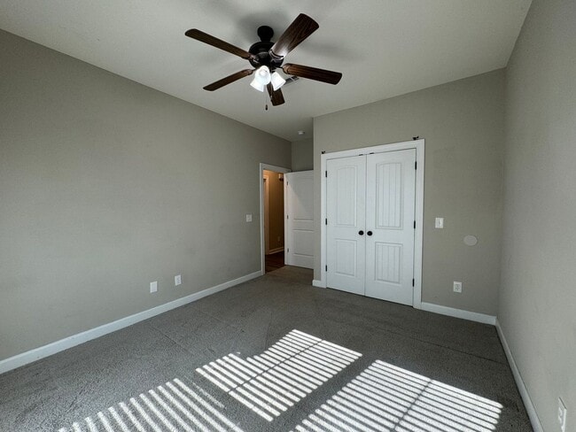 Building Photo - Parrish Place Subdivision!   4 BEDROOMS!!!!