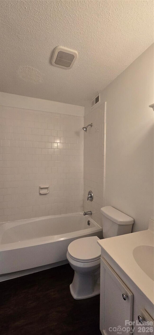 Building Photo - 3001 Heathstead Place