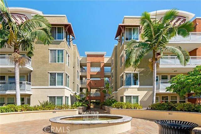 Building Photo - 12664 Chapman Ave