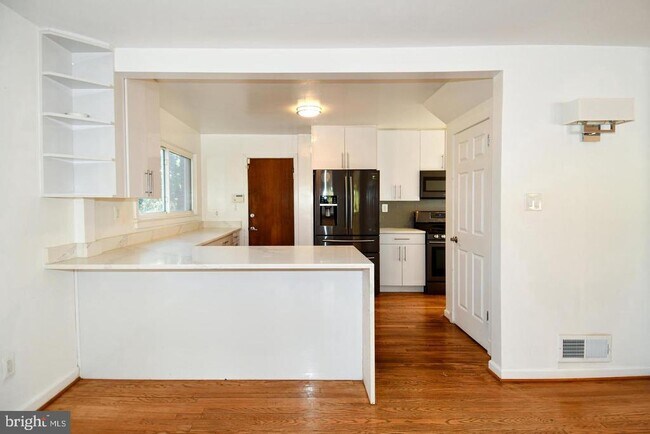 Building Photo - 4111 Saul Rd
