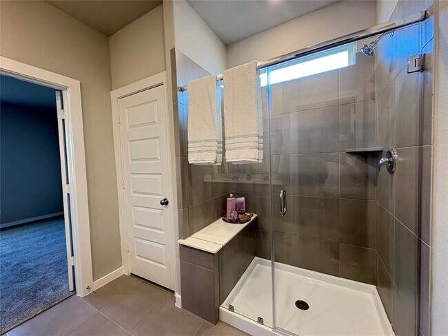 Building Photo - 16817 Harvest Grv Ln