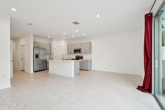 Building Photo - 277 Henrys Bluff Pl
