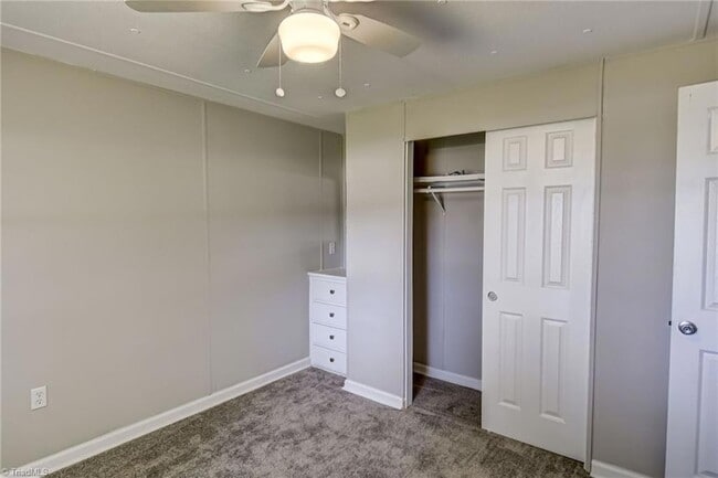 Building Photo - 5947 Julian Airport Rd