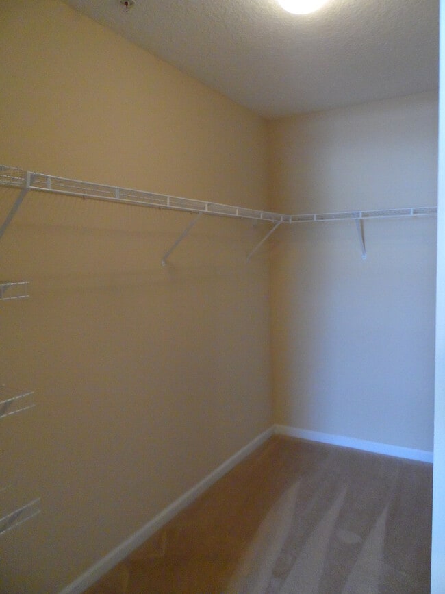 Building Photo - 575 Oakleaf Plantation Pkwy