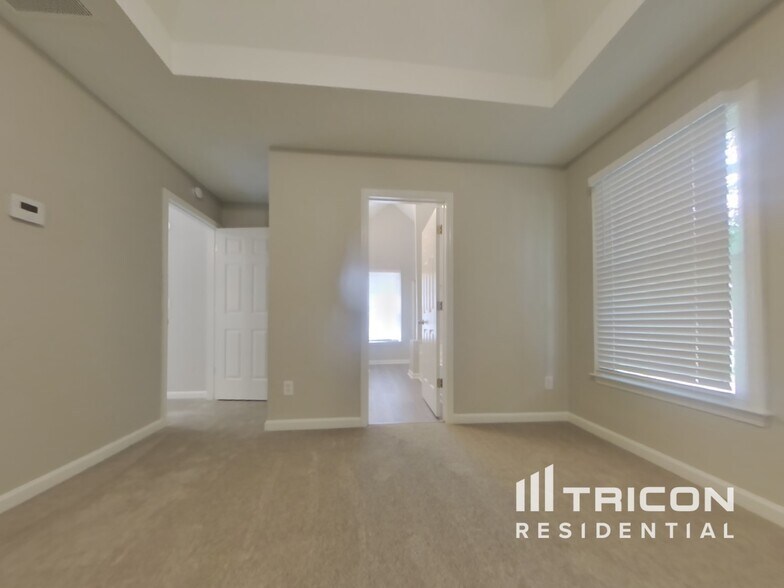 Building Photo - 5181 St Claire Pl