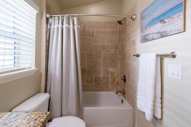 Building Photo - 202 Ivory Coral Ln