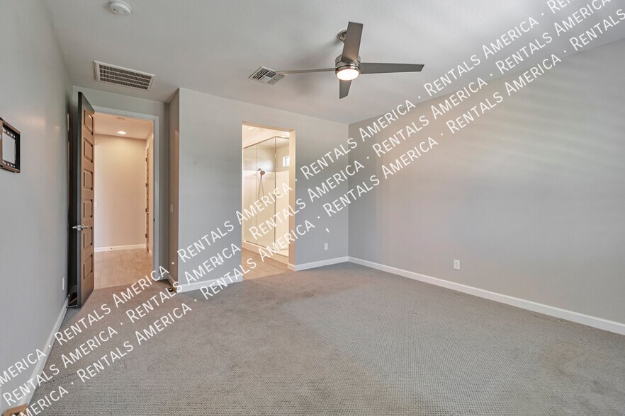 Building Photo - 22770 E Rosa Rd