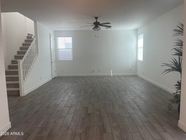 Building Photo - 5549 S Dillon