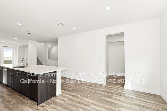 Building Photo - 259 Gambrel Cir
