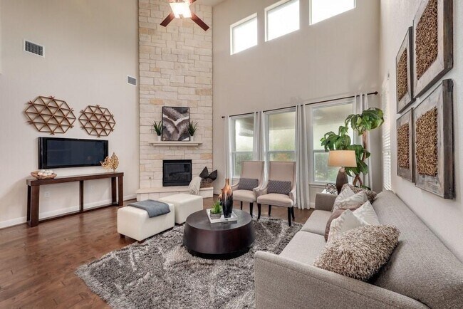 Building Photo - 10825 Ballard Path