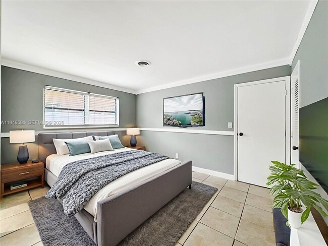 Building Photo - 6210 NE 21st Rd