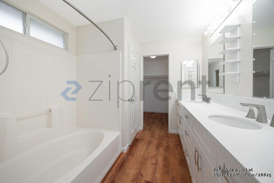 Building Photo - 4709 Lanai Way