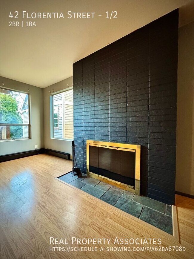 Building Photo - 42 Florentia St