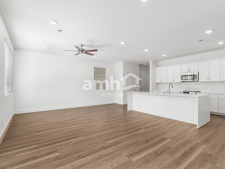 Building Photo - 8427 Black Friday Ct