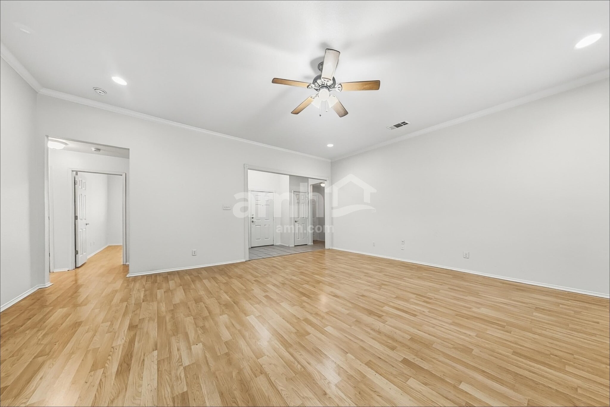 Building Photo - 1000 Redfish Dr