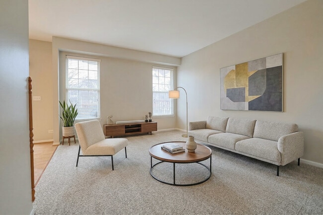 Building Photo - 145 Farmgate Dr