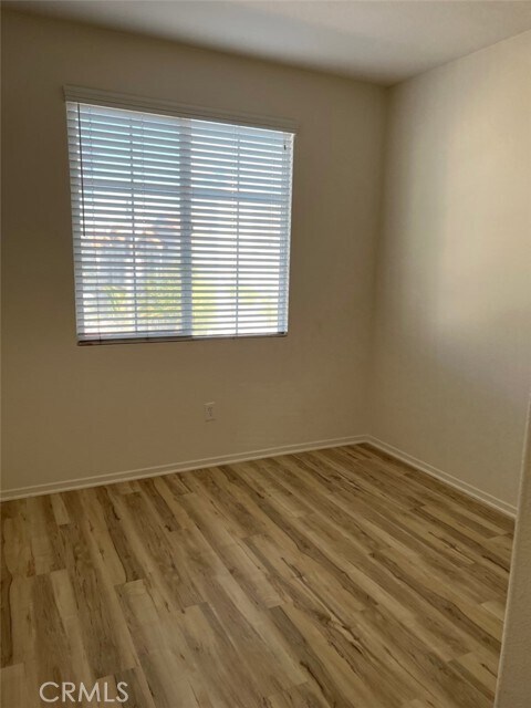 Building Photo - 301 Island Way