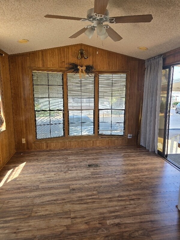 Building Photo - 1225 N Dixie Downs Rd