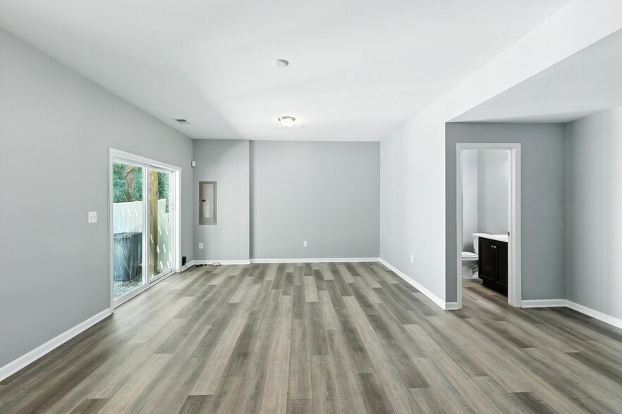 Building Photo - 4905 Forest Pines Dr