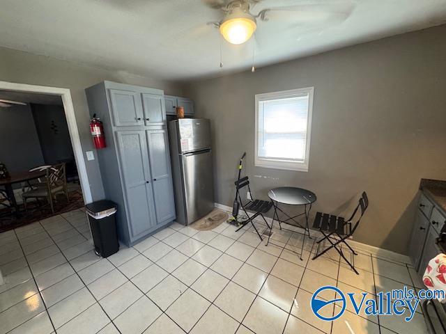 Building Photo - 2700 9th Ave SW