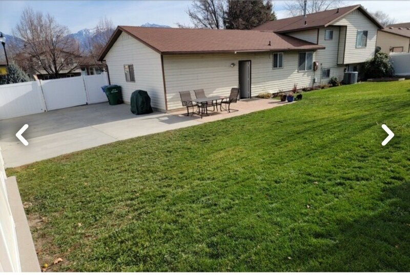 Building Photo - 8674 S 1480 W