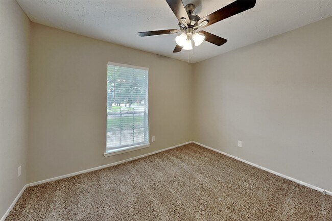 Building Photo - 7303 Dew Mist Ln