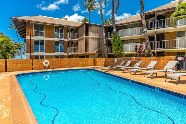 Building Photo - Oceanfront 1 Bed/1 Bath Fully Furnished Condo at Waipuilani!