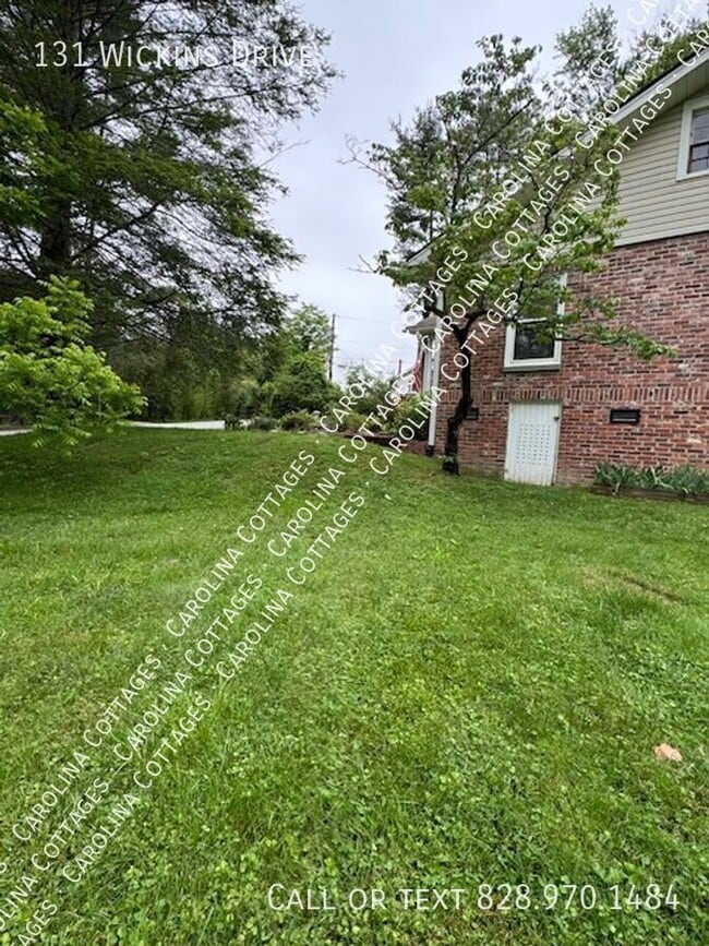 Building Photo - 131 Wickins Dr