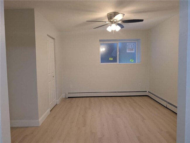 Building Photo - 420 Woodward Rd