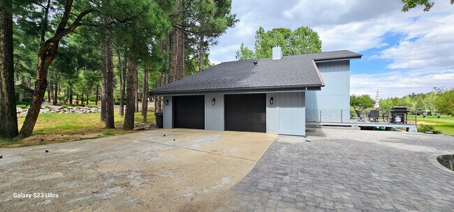 Building Photo - 2280 N Southern Hills Dr