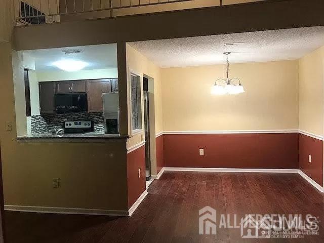 Building Photo - 8402 Tamarron Dr