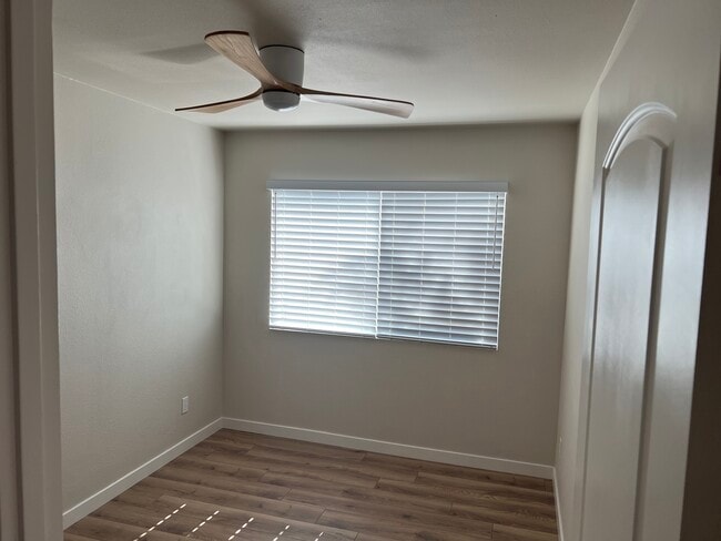 Building Photo - 10034 Via La Cantera