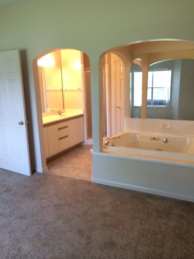 Building Photo - Condo in The Pinnacles of Holiday Hills Resort