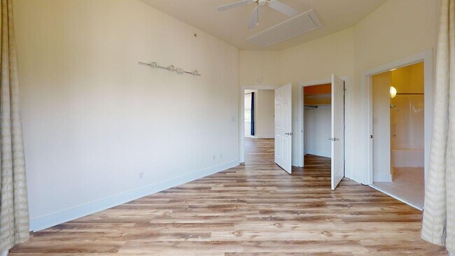 Building Photo - Main Street Corridor Available July 1