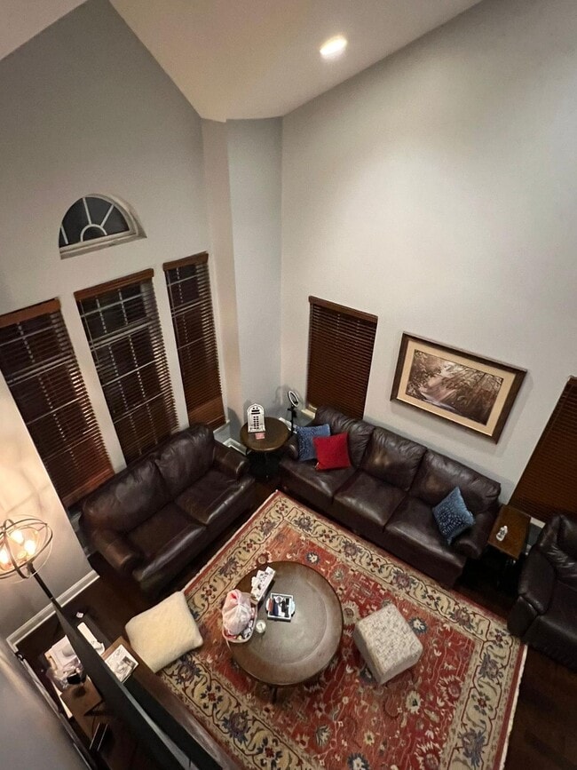 Building Photo - 93 Banyan Blvd