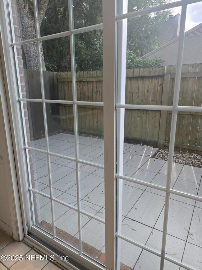 Building Photo - 4807 Windrush Ln