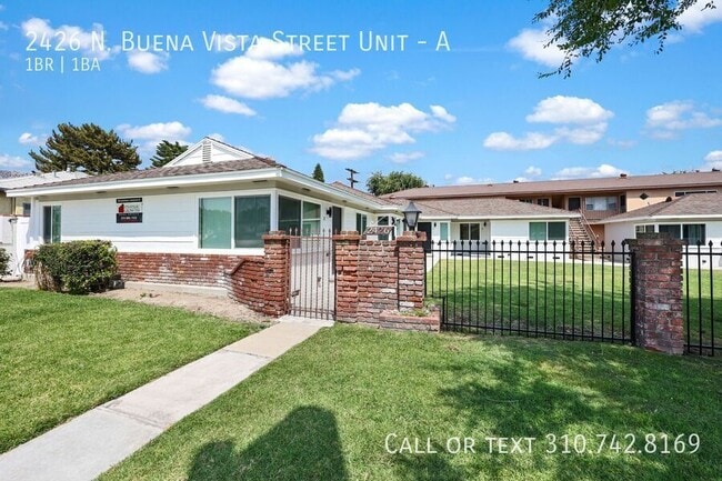 Building Photo - 2426 N Buena Vista St