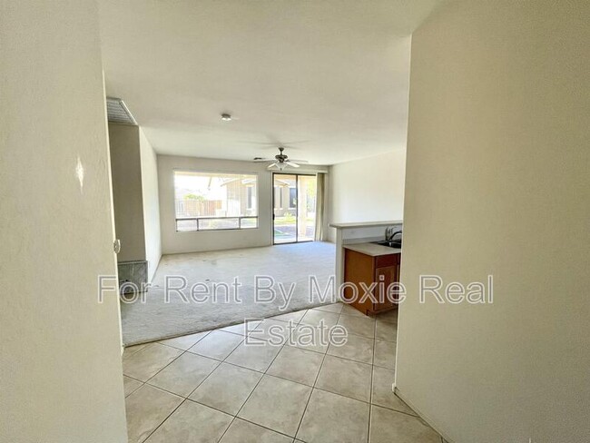 Building Photo - 20146 N Leo Ln