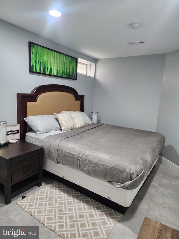 Building Photo - 7571 Holly Ridge Dr