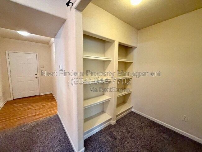 Building Photo - 8290 Gate Pkwy W