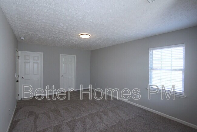 Building Photo - 3208 Mango Dr