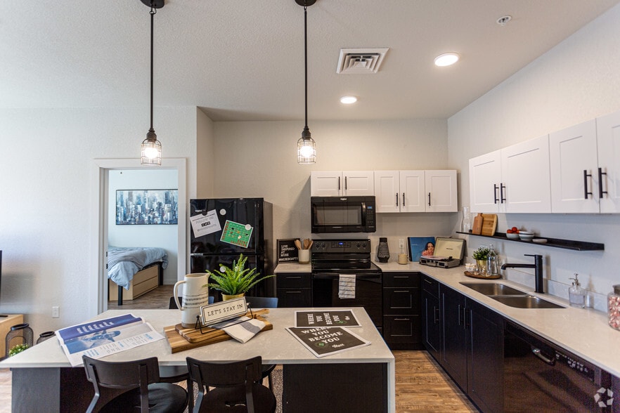 Muse Bowling Green 1799 Russellville Rd Bowling Green KY 42101