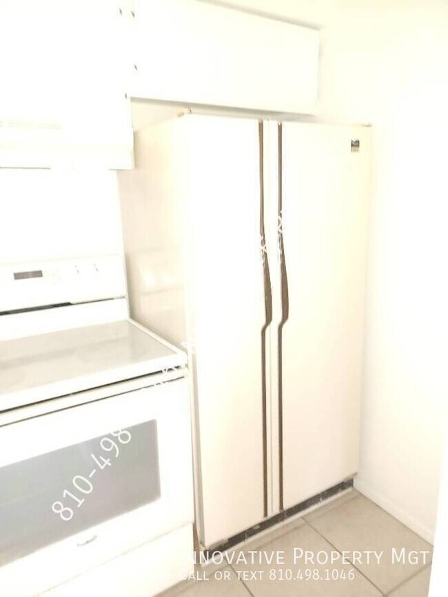 Building Photo - 6009 Holiday Gardens Dr