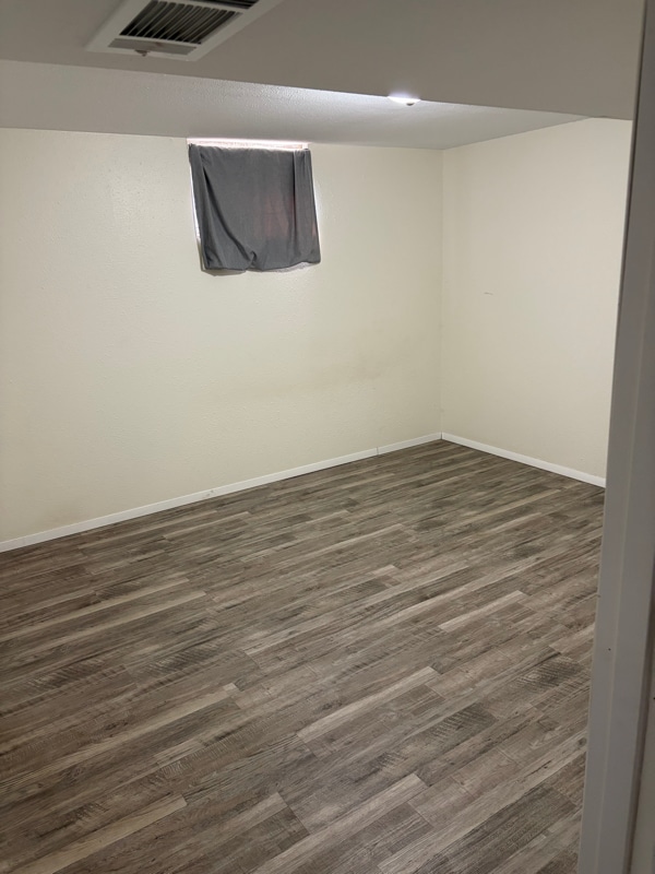 Building Photo - 506 Meadow Ln