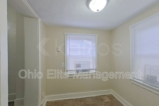 Building Photo - 331 Chittenden Ave