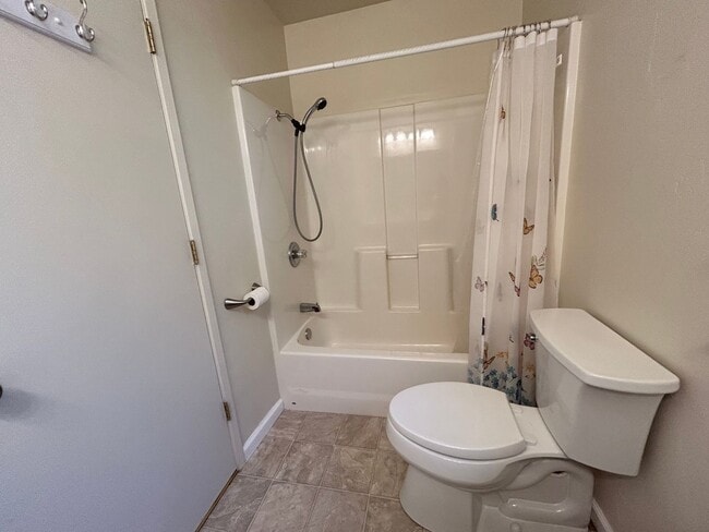 Building Photo - 3615 Stauss Ave