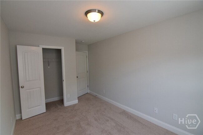 Building Photo - 11330 White Bluff Rd