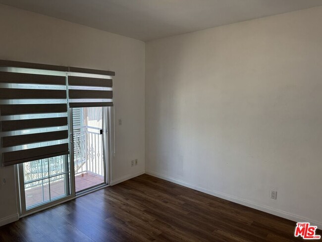Building Photo - 2315 Mira Vista Ave