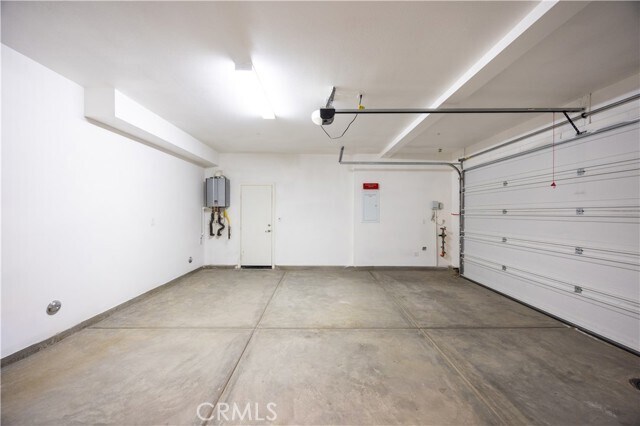 Building Photo - 24153 Paseo del Rancho Dr